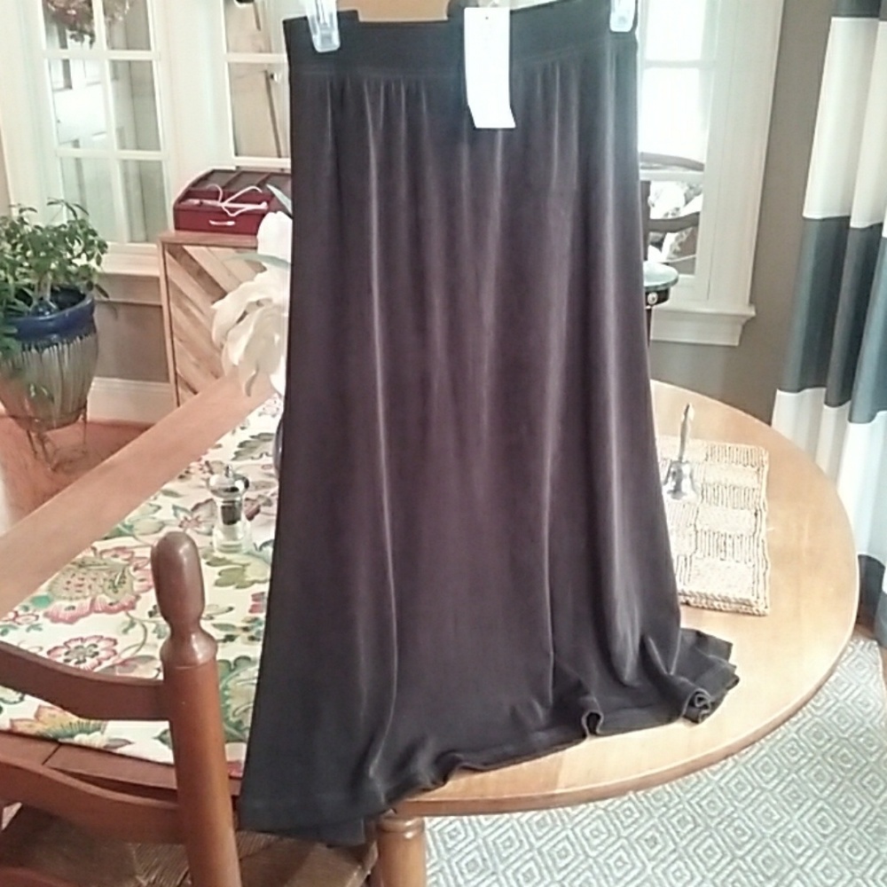 Chico's Travelers skirt size 3